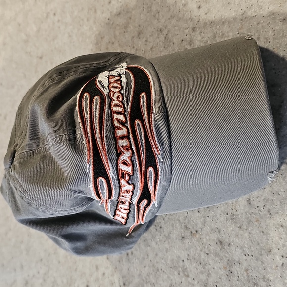 Harley-Davidson Large Charcoal Embroidered Cap - Picture 2 of 7